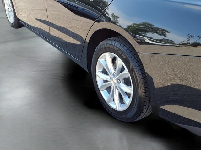 Used 2024 Mosaic Black Metallic Chevrolet 1LT image 22