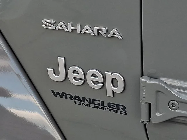 Used 2018 Gray Jeep Unlimited Sahara image 30