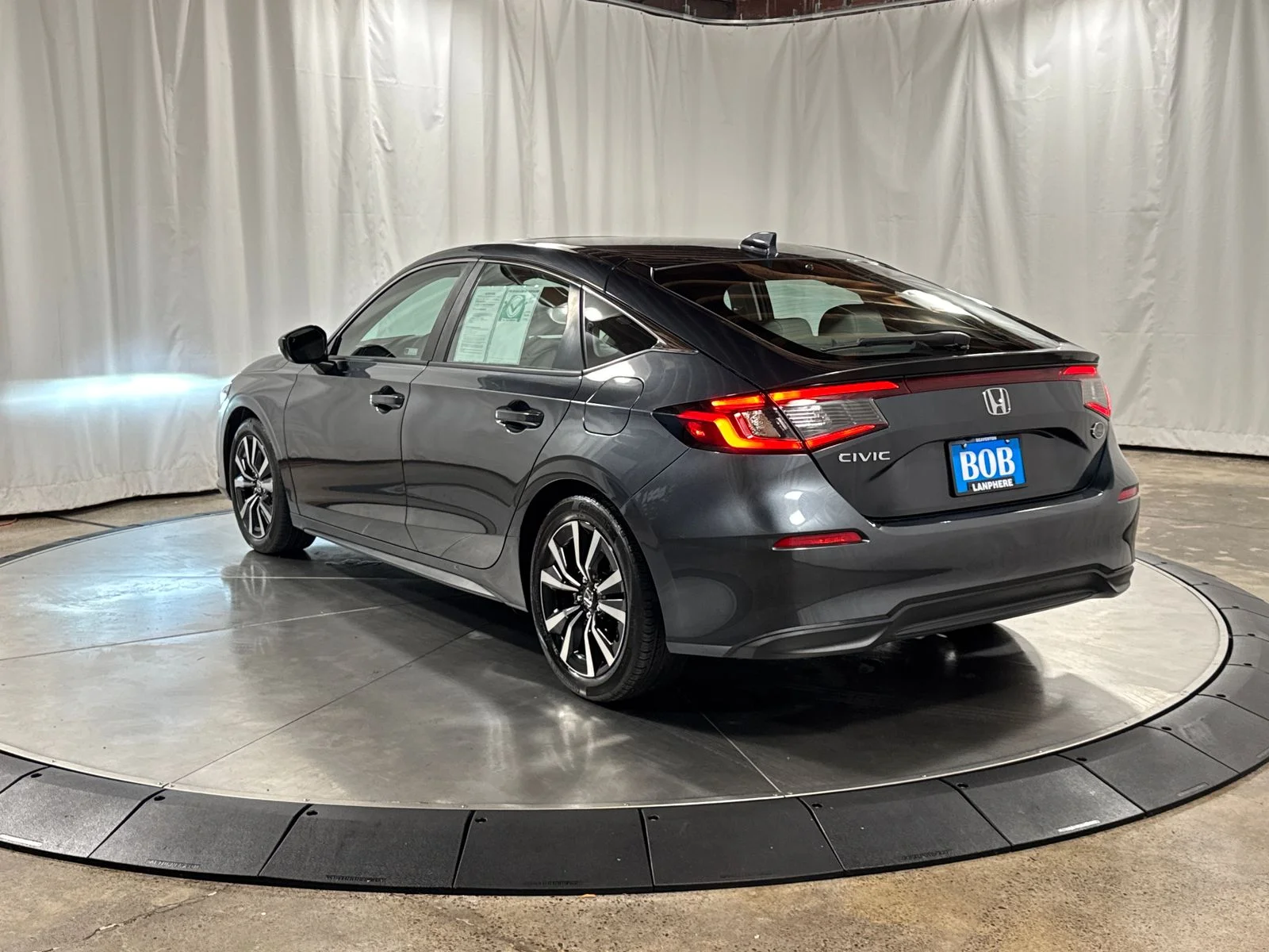 2023 Honda Civic Hatchback EX-L - Photo 7