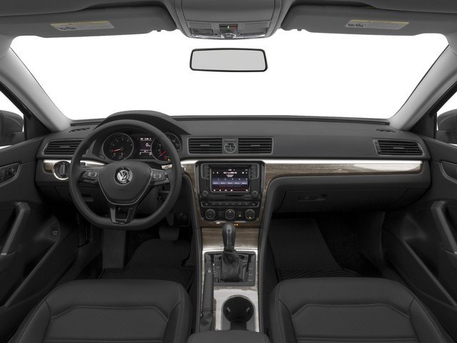 Used 2016  Volkswagen SE image 4