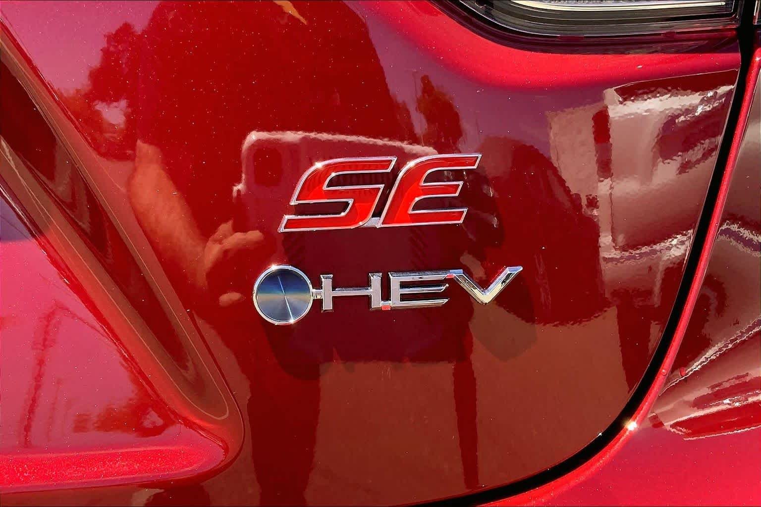 New 2026 Ruby Flare Pearl Toyota Hybrid SE image 15