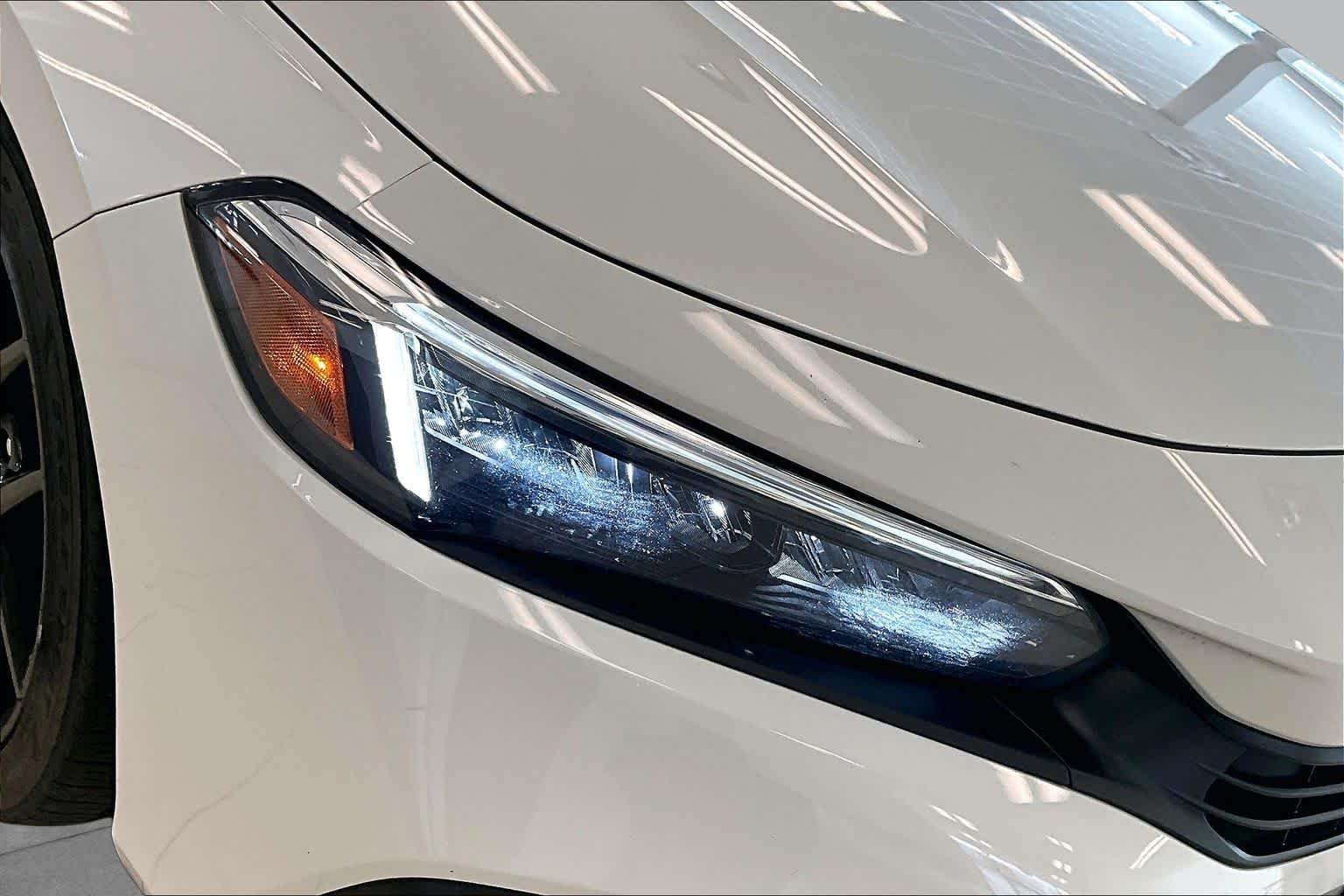 Used 2022 Platinum White Pearl Honda Sport image 26