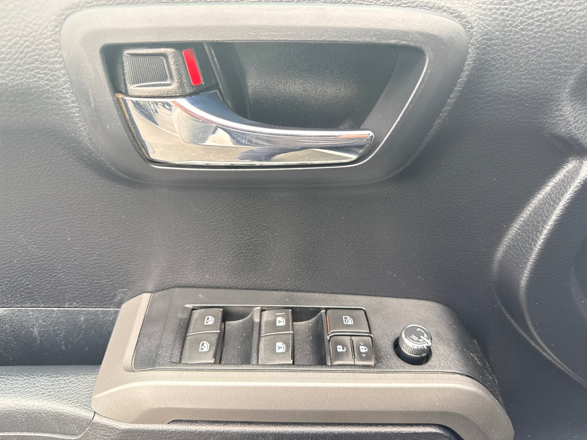 Certified Used 2018 Super White Toyota TRD Sport image 23