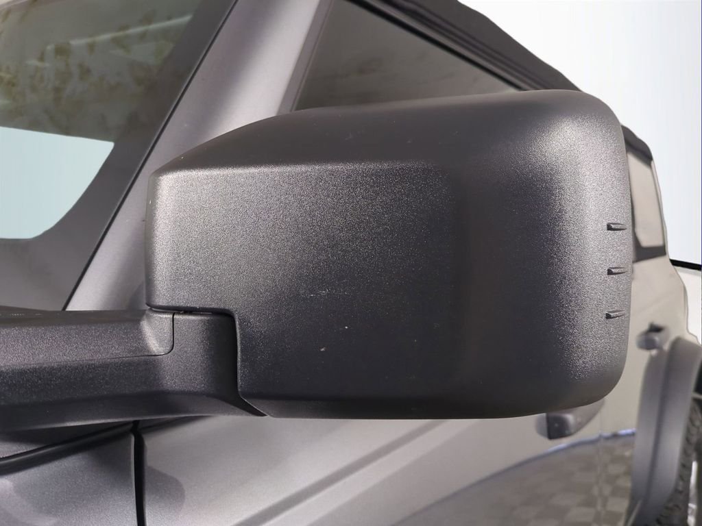 Used 2025 Gray Ford Badlands image 12