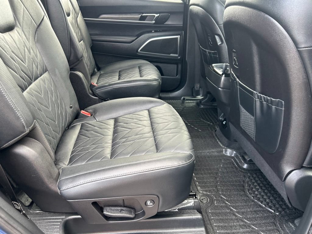 Used 2024  Kia SX image 22