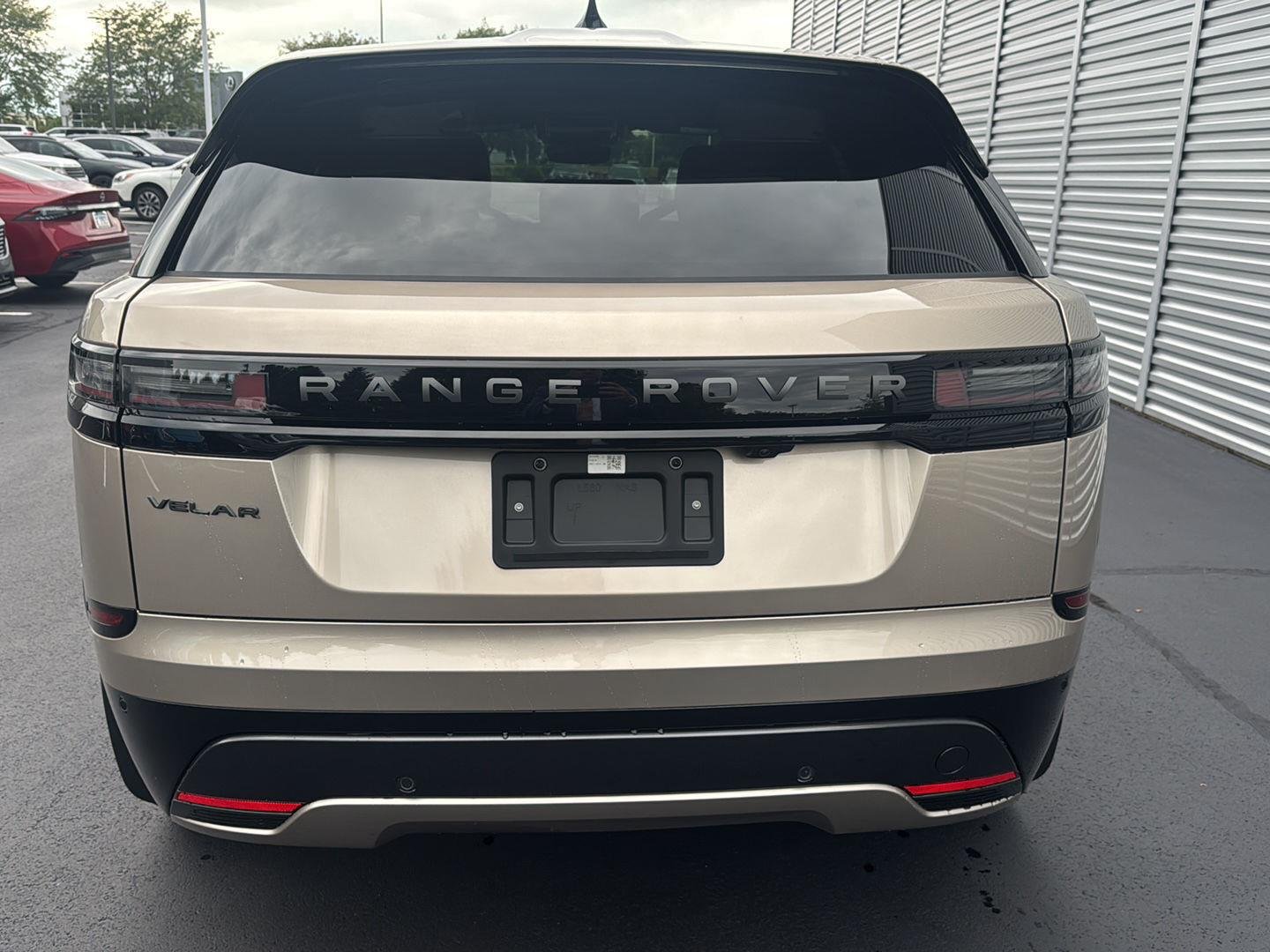 New 2026 Batumi Gold Land Rover Belgravia Edition image 4