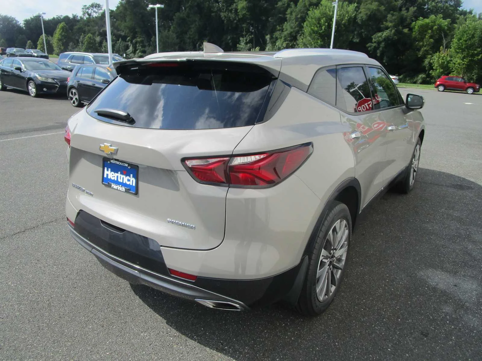 Certified Used 2022 Pewter Metallic Chevrolet Premier image 4