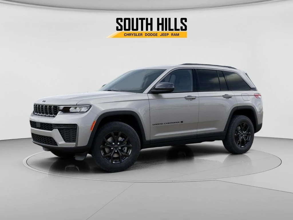 New 2026 Silver Zynith Exterior Paint Jeep Altitude image 2
