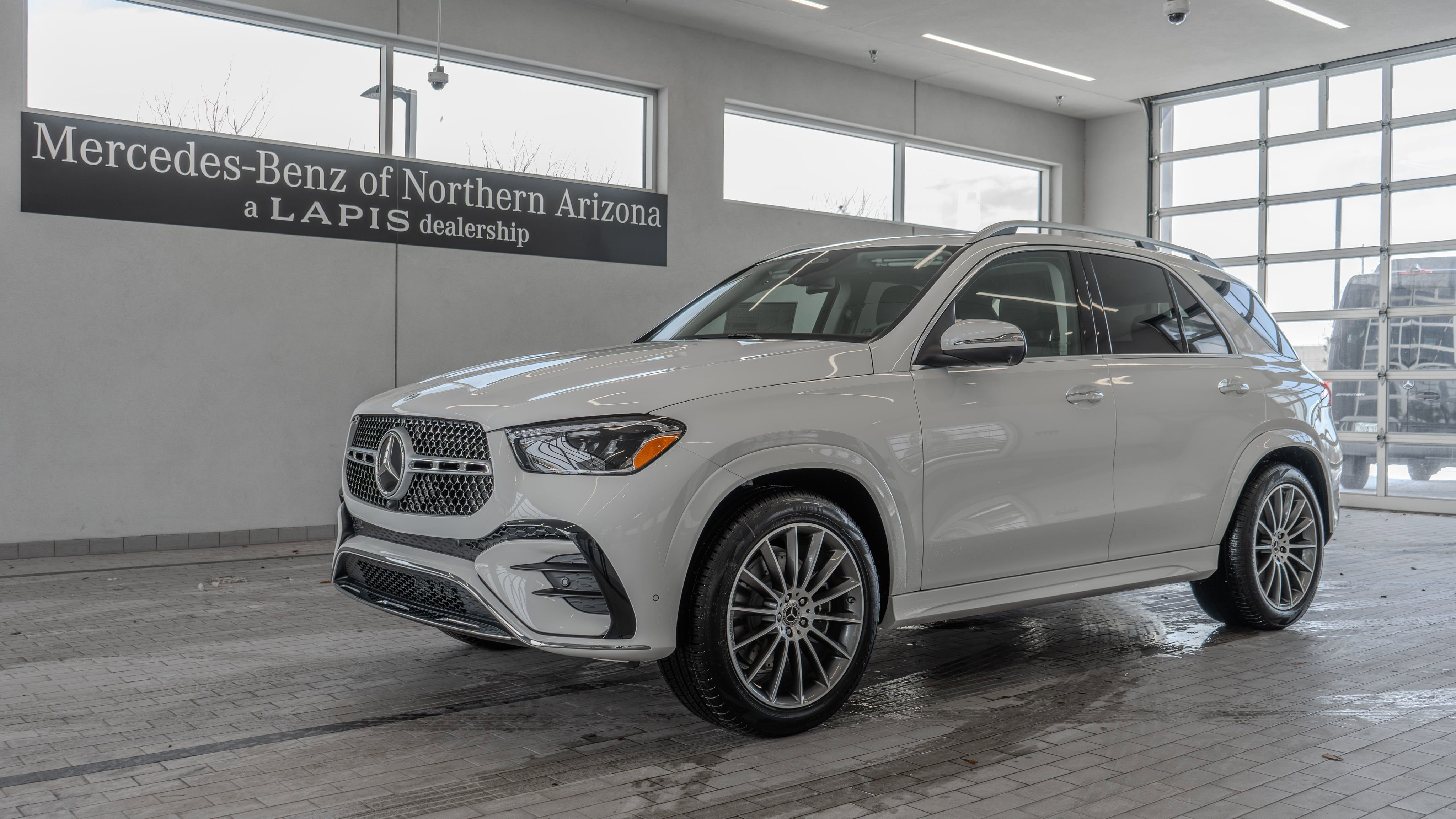 New 2026 Polar White Mercedes-Benz GLE 350 image 39