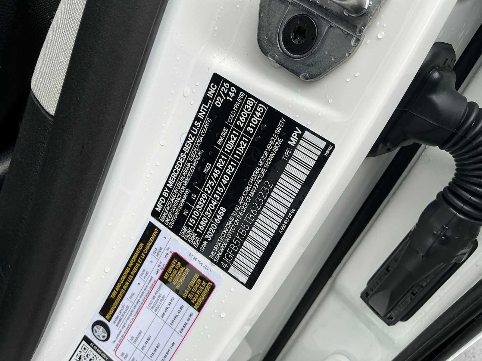 Certified Used 2026 Polar White Mercedes-Benz GLE 450 image 28