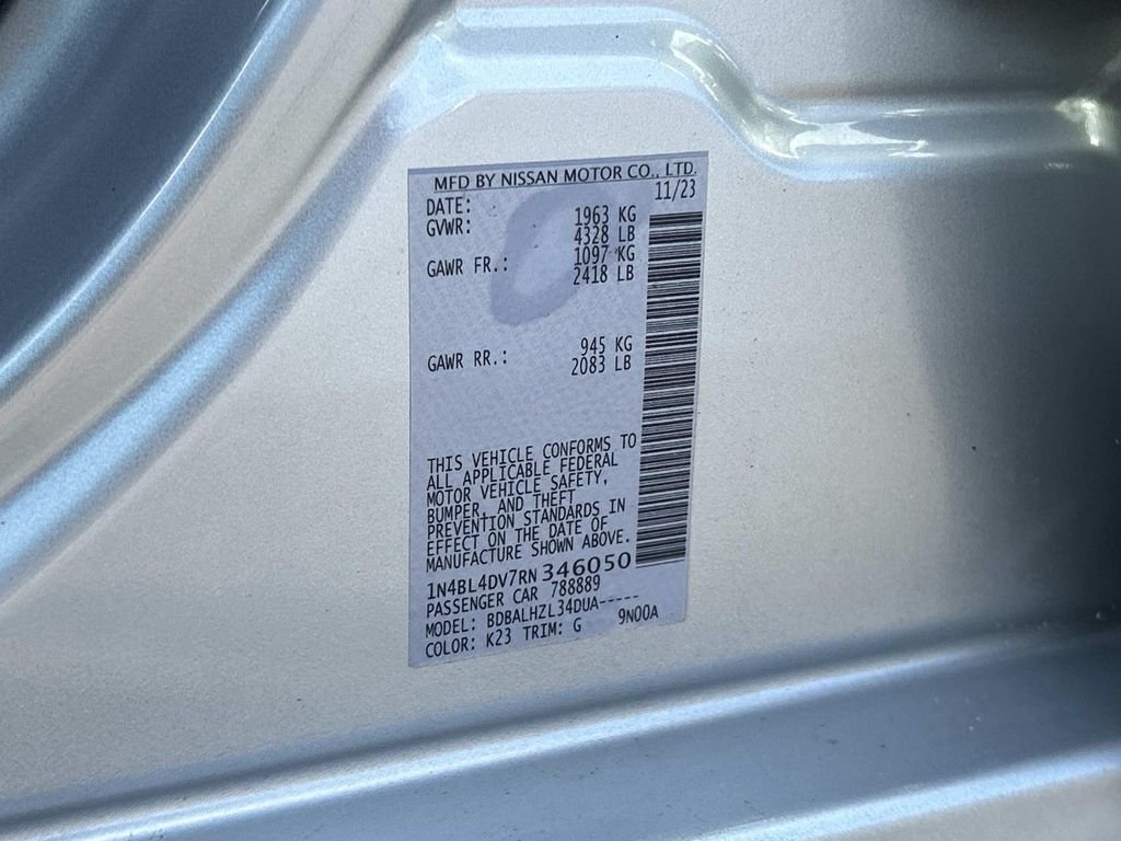 Used 2024 Silver Nissan 2.5 SV image 10