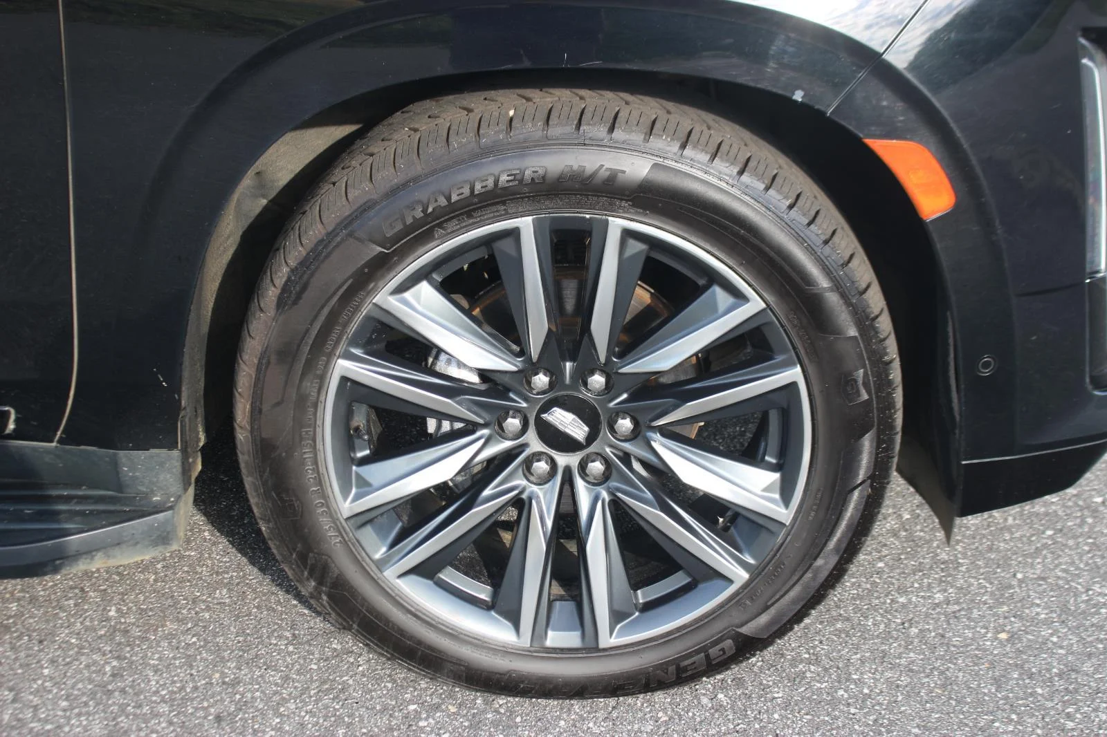 Used 2021 BLACK RAVEN Cadillac Sport Platinum image 39
