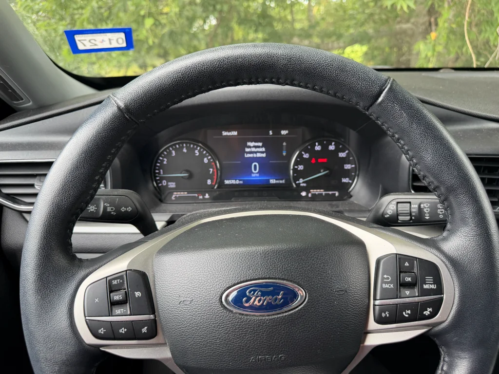 Used 2022 Star White Metallic Tri-Coat Ford XLT image 20