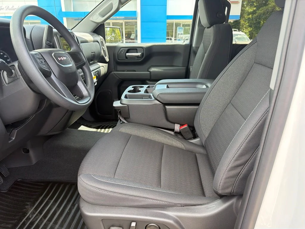 New 2026 Summit White GMC Pro image 15