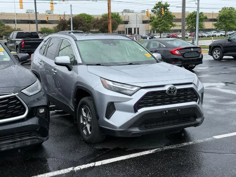 Pre-Owned 2023 Toyota RAV4 XLE in Indianapolis #Z1419 | O'Brien Toyota