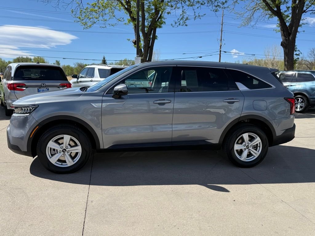 Used 2022 Silver Kia LX image 7