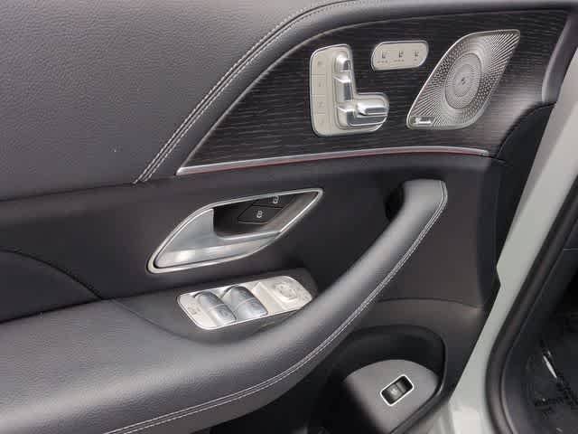 Certified Used 2025 MANUFAKTUR Alpine Grey Mercedes-Benz GLS 580 image 17