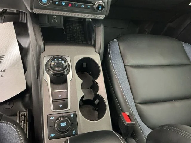 Used 2025 Green Ford Outer Banks image 21