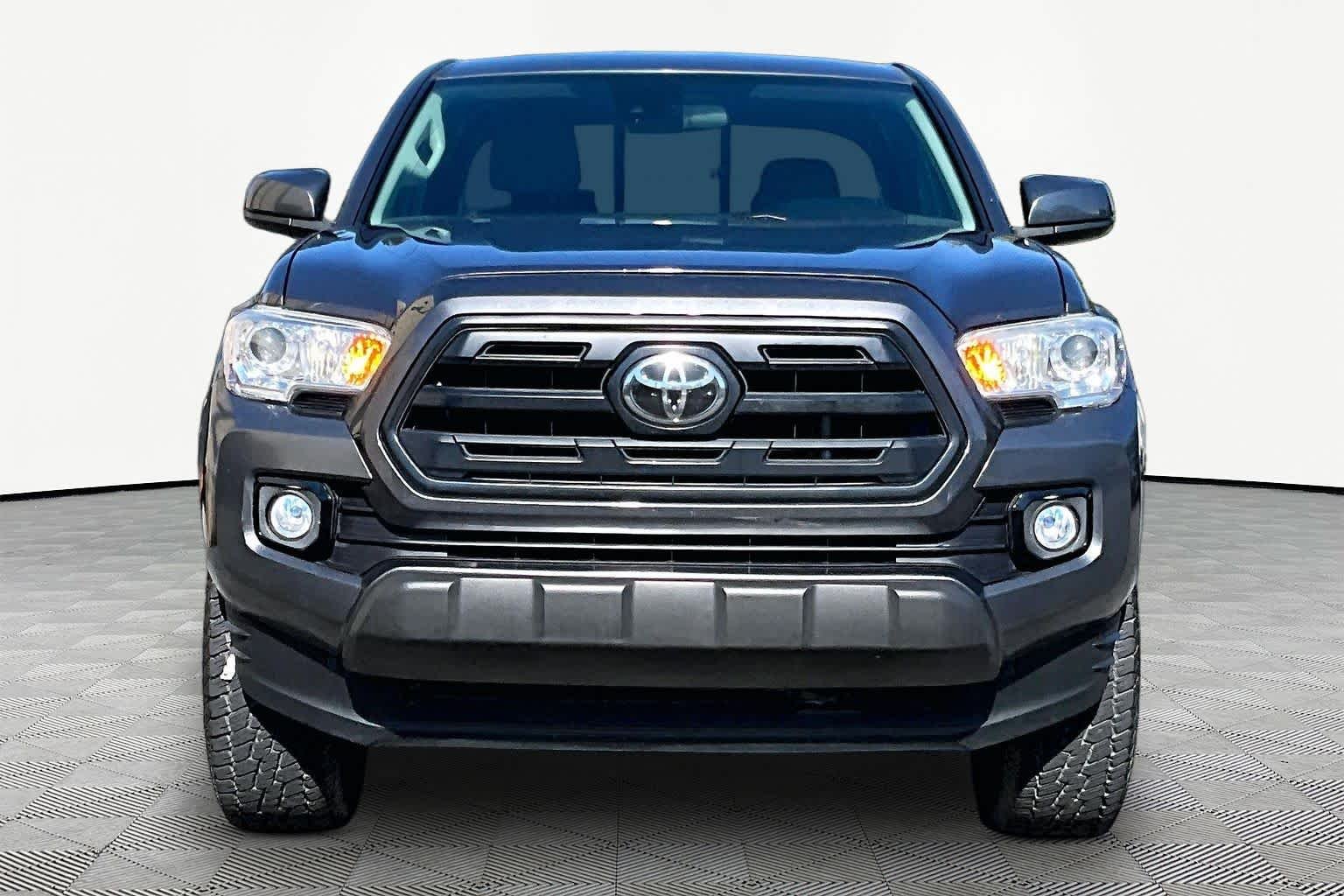 Used 2019 Magnetic Gray Metallic Toyota SR image 4
