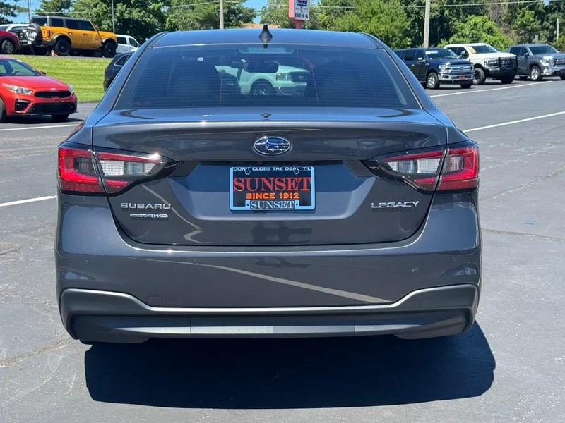 Used 2024 Magnetite Gray Metallic Subaru Limited image 5