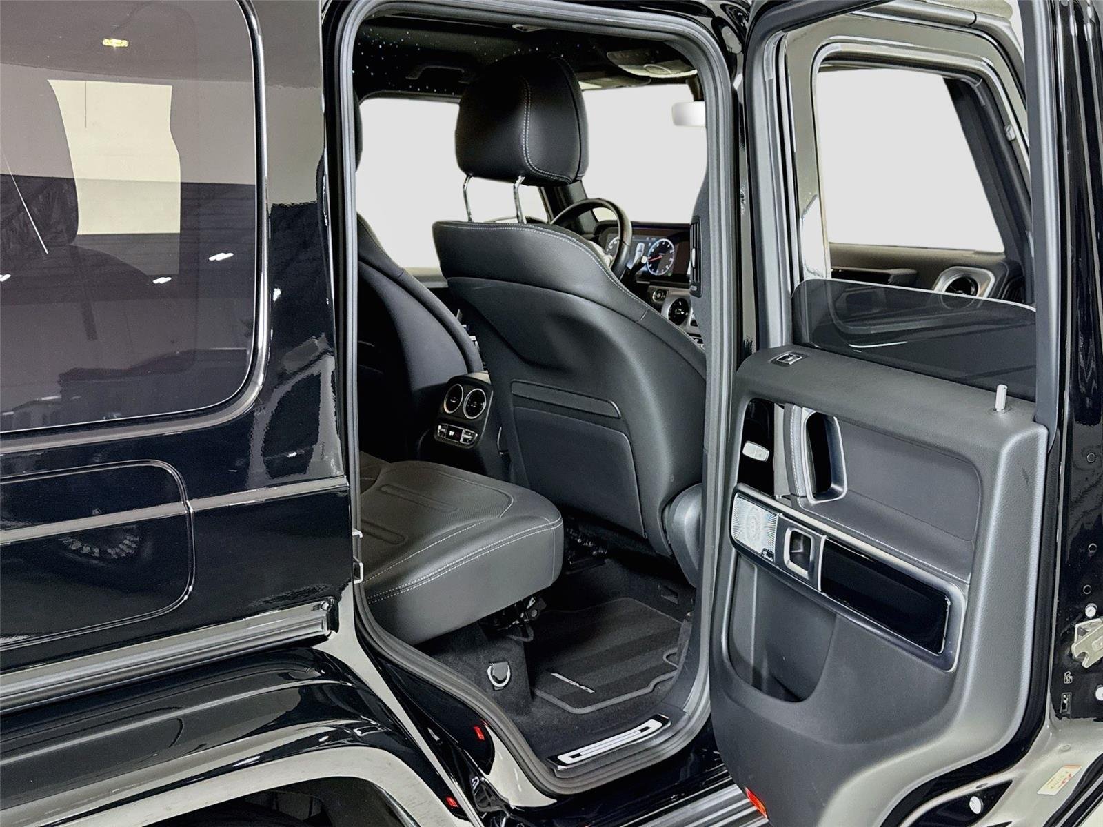 Used 2021 Black Mercedes-Benz G 550 | Carbon Widebody | Giovanna Wheels | Starlight Roof image 32