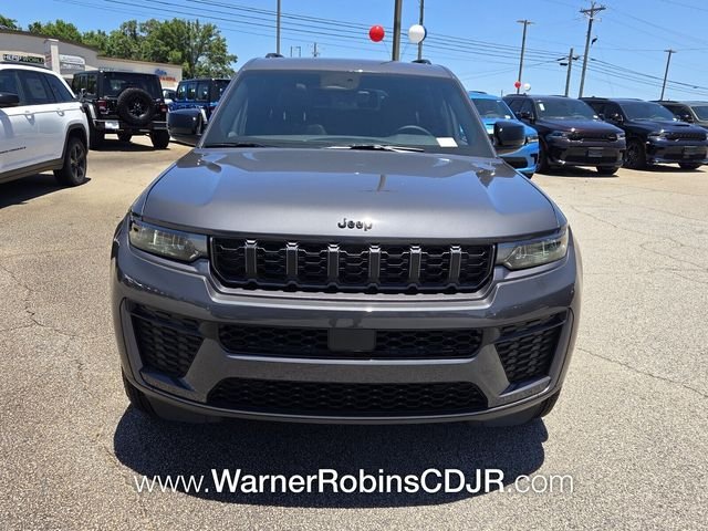 New 2026 Baltic Gray Metallic Clear-Coat Exterior Paint Jeep Altitude image 2
