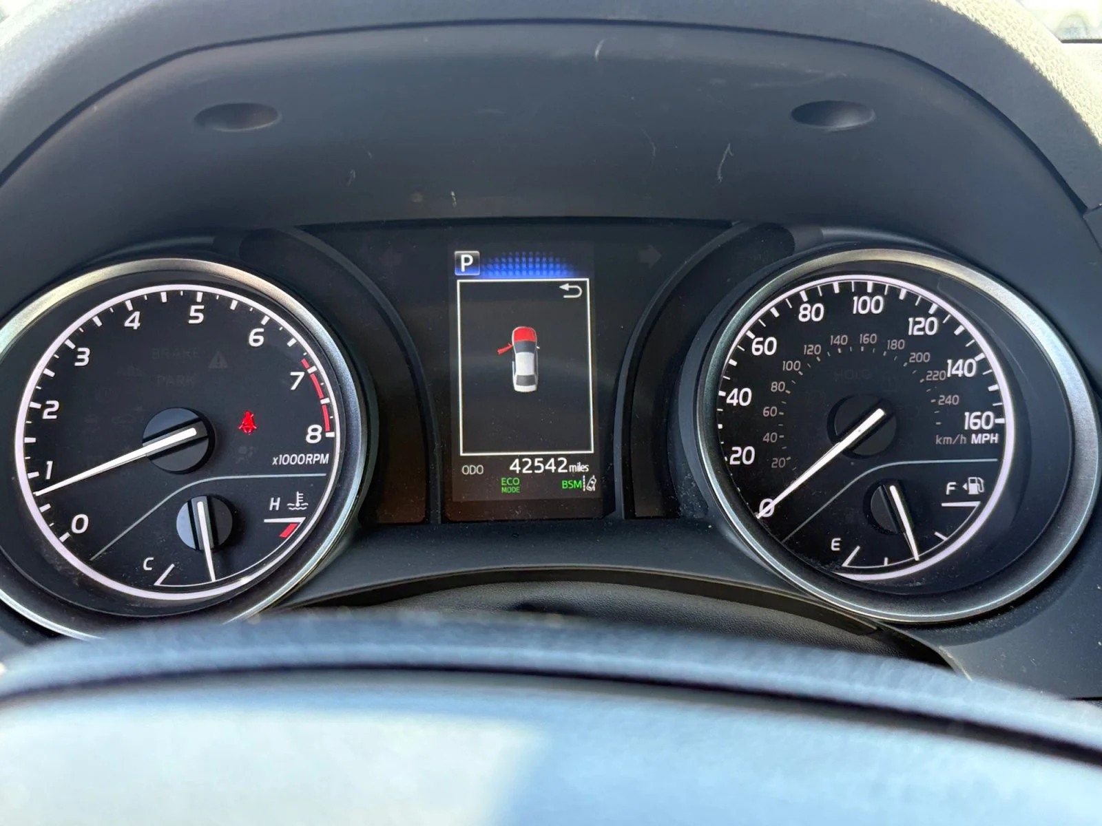 Certified Used 2024 White Toyota SE image 16