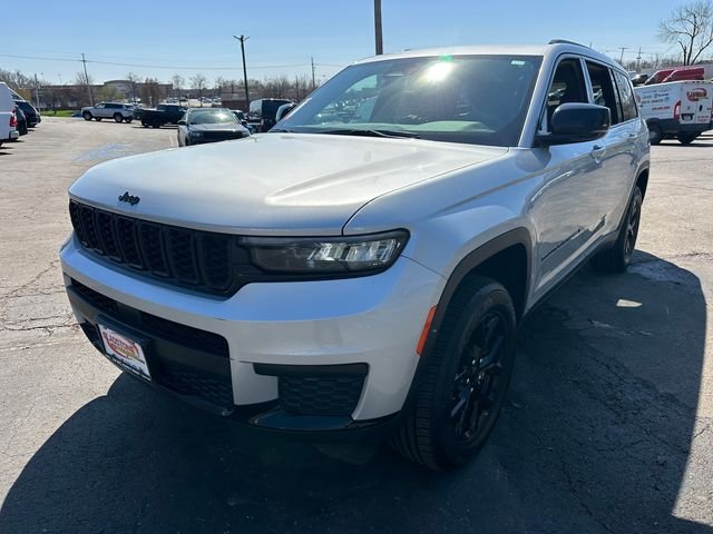 Certified 2024 Jeep Grand Cherokee L Altitude with VIN 1C4RJKAG8R8560519 for sale in Kansas City
