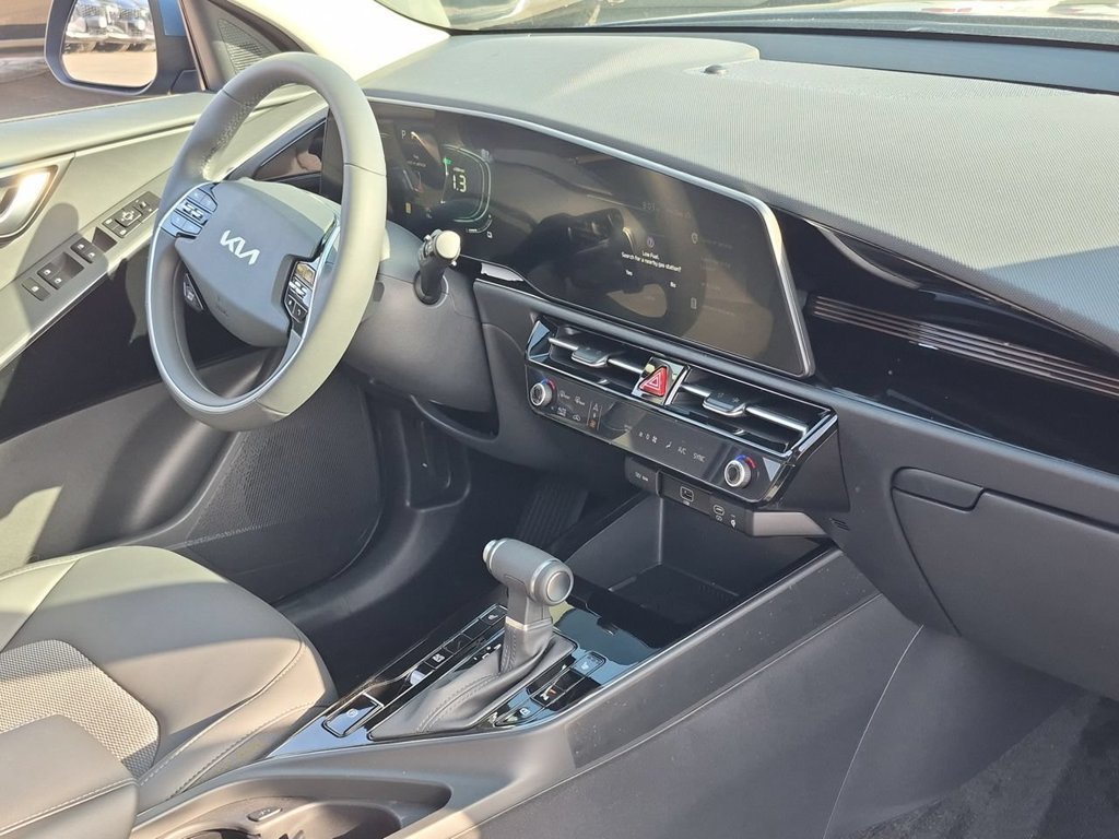 New 2026 Mineral Blue Kia EX image 29