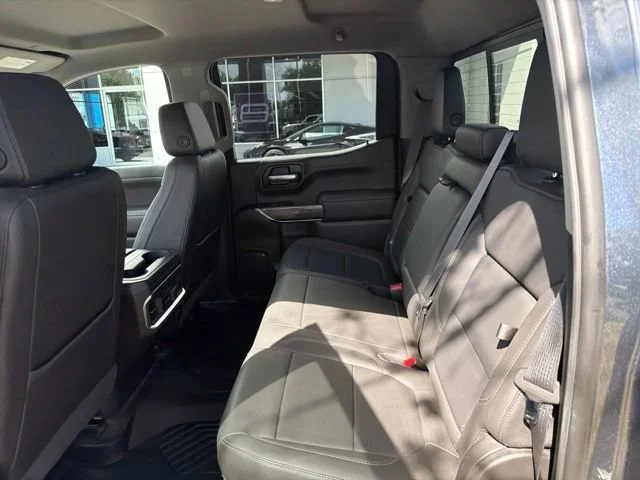 2021 Chevrolet Silverado 1500 LTZ - Photo 11