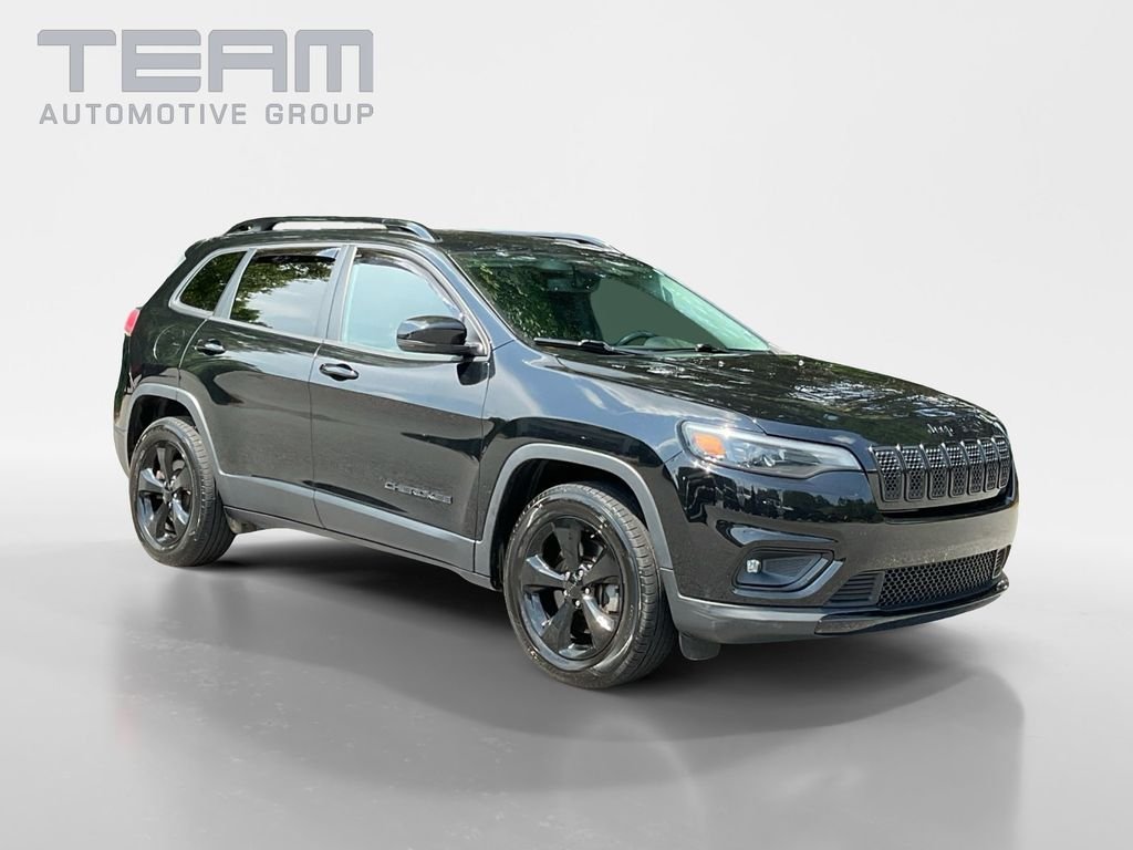 Used 2019 Black Jeep Latitude Plus image 1
