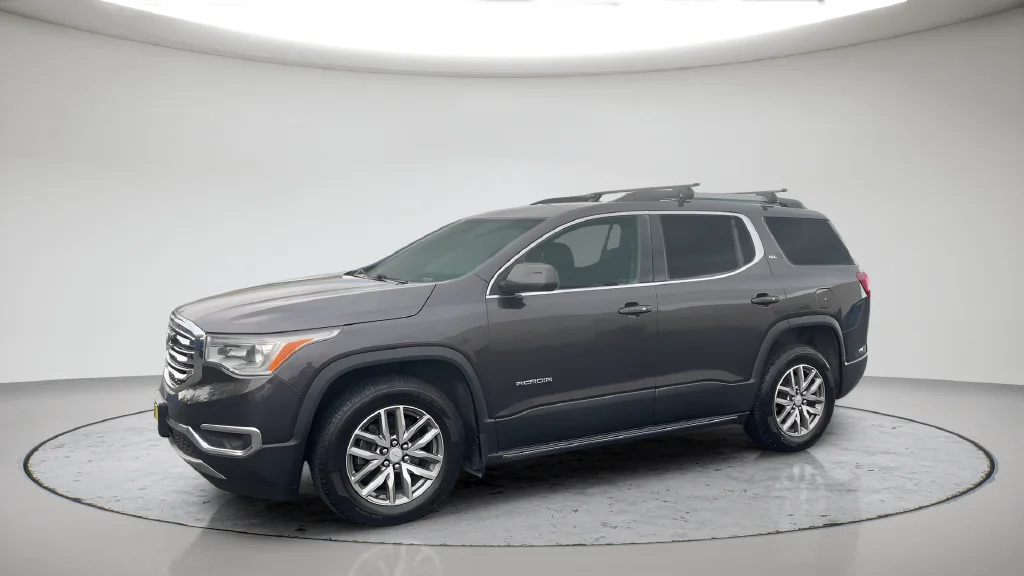 Used 2017 Black GMC SLE-2 image 12