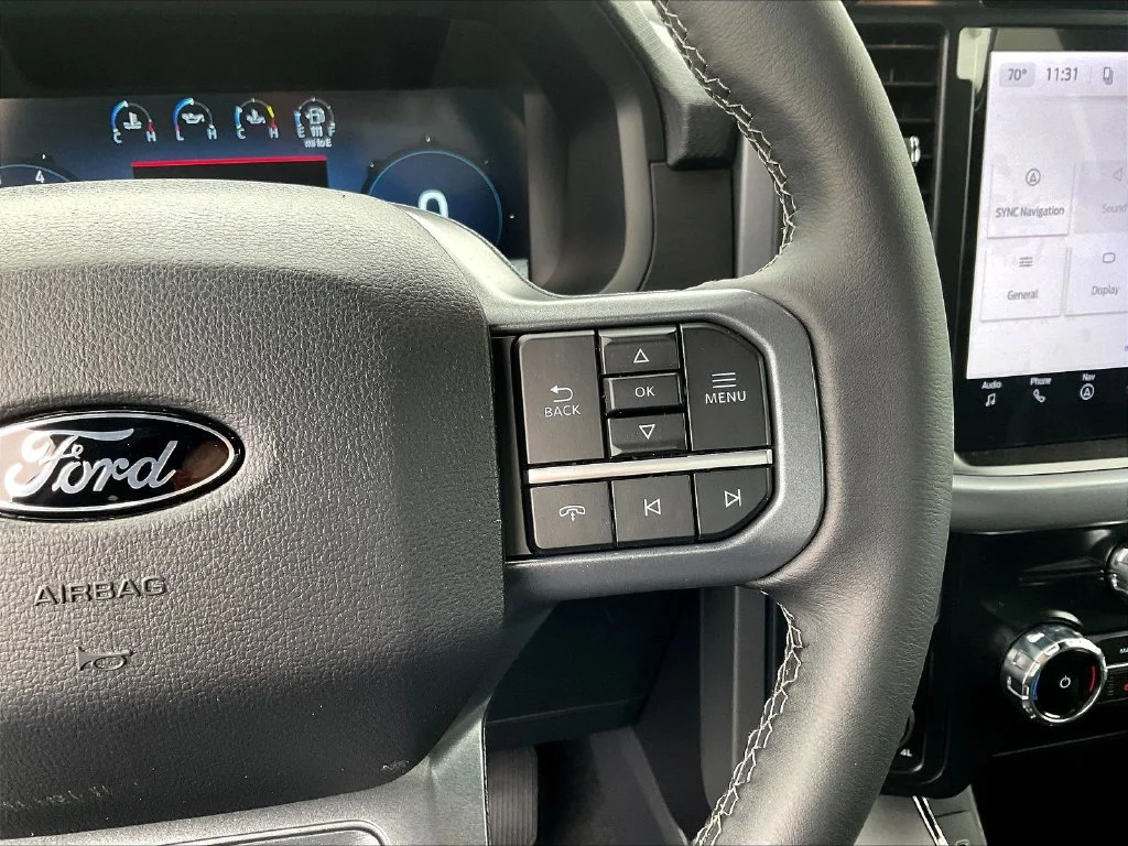 New 2026 Oxford White Ford XLT image 21