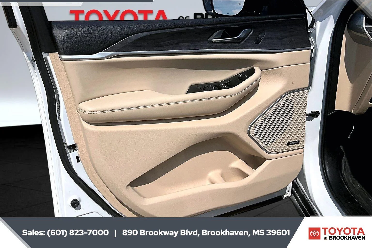 Used 2021 Bright White Clearcoat Jeep Limited image 17