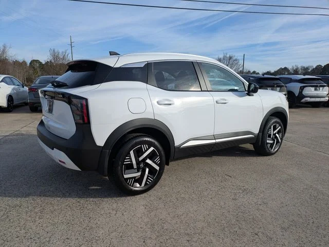 New 2026 White Nissan SV image 4
