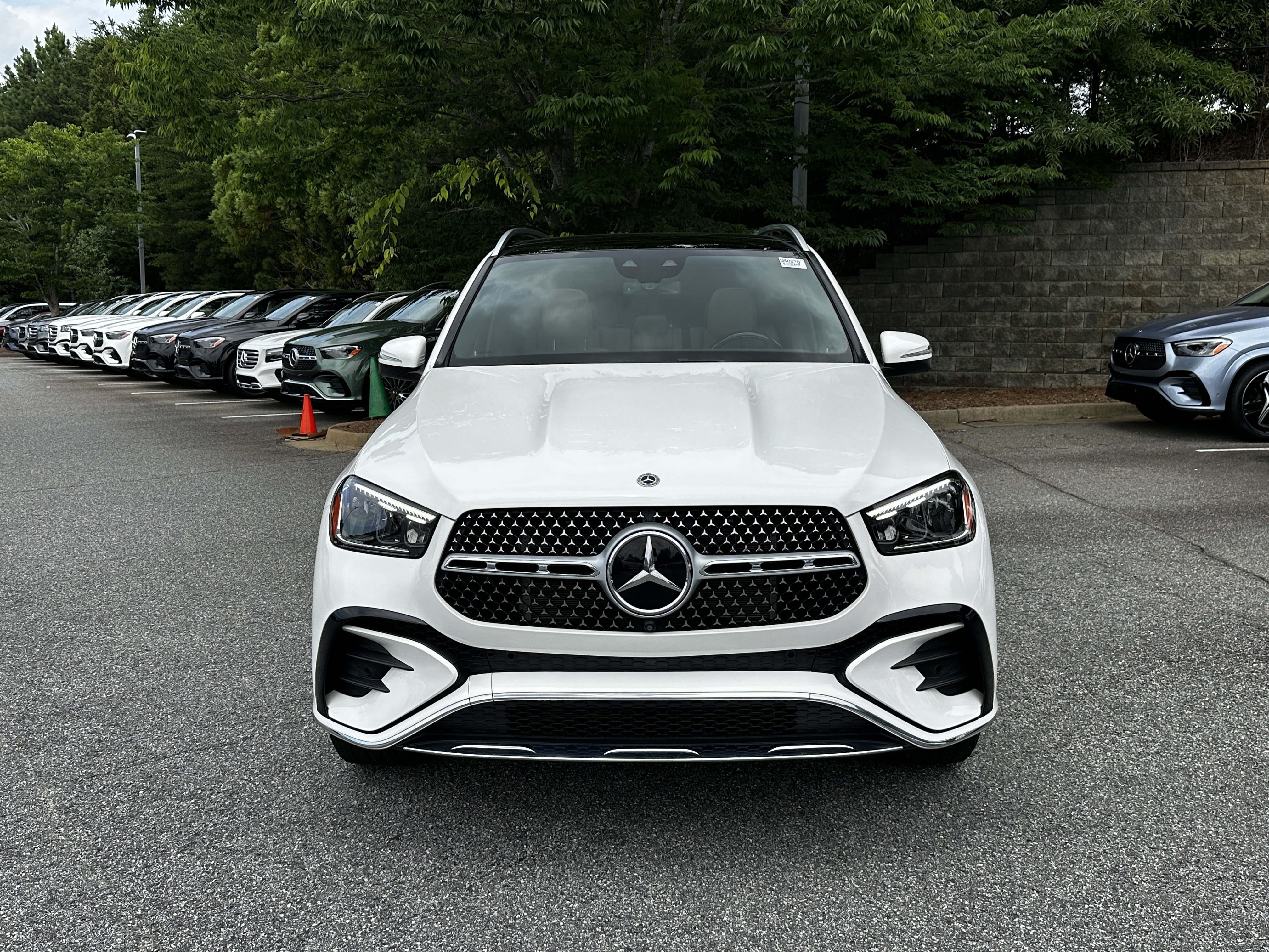 Certified Used 2024 White Mercedes-Benz GLE 350 image 3