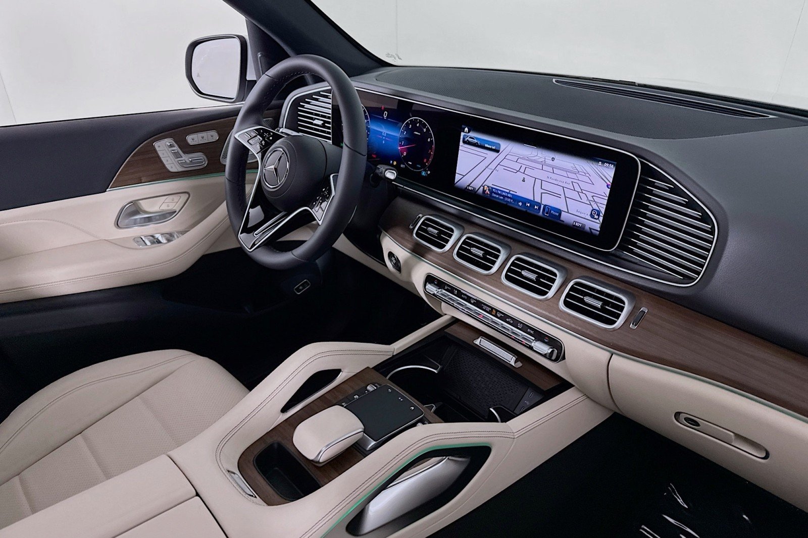 New 2026 MANUFAKTUR Moonlight White Metallic Mercedes-Benz GLE 350 SUV image 15