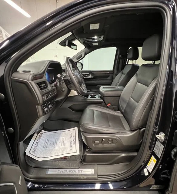 Used 2022 Blue Chevrolet Z71 image 23