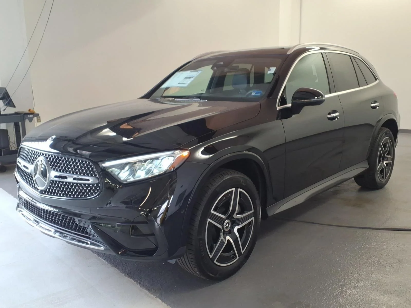 2026 Mercedes-Benz GLC