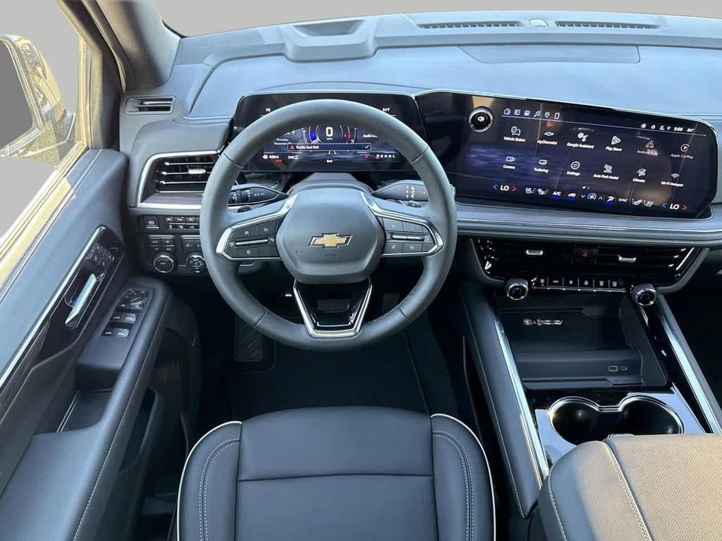 2026 Chevrolet Suburban Premier - Photo 9