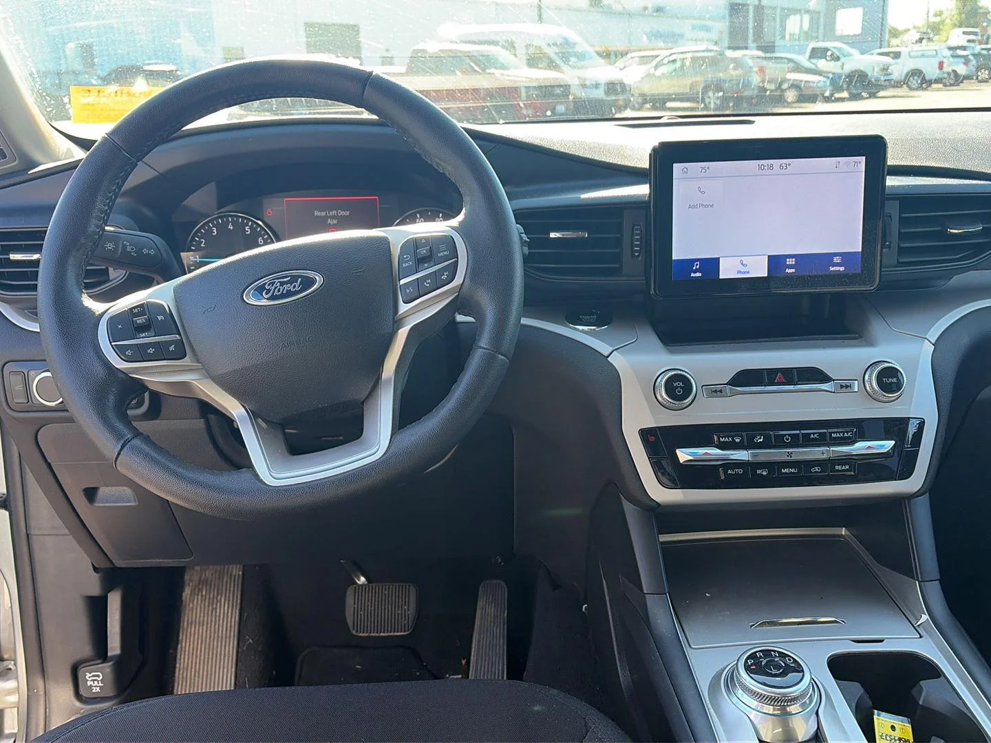 Used 2023 Iconic Silver Ford XLT image 2