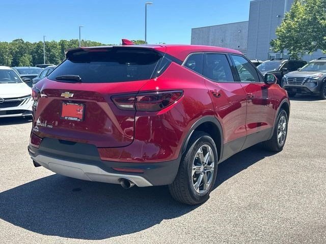 Used 2025 Radiant Red Tintcoat Chevrolet LT image 4