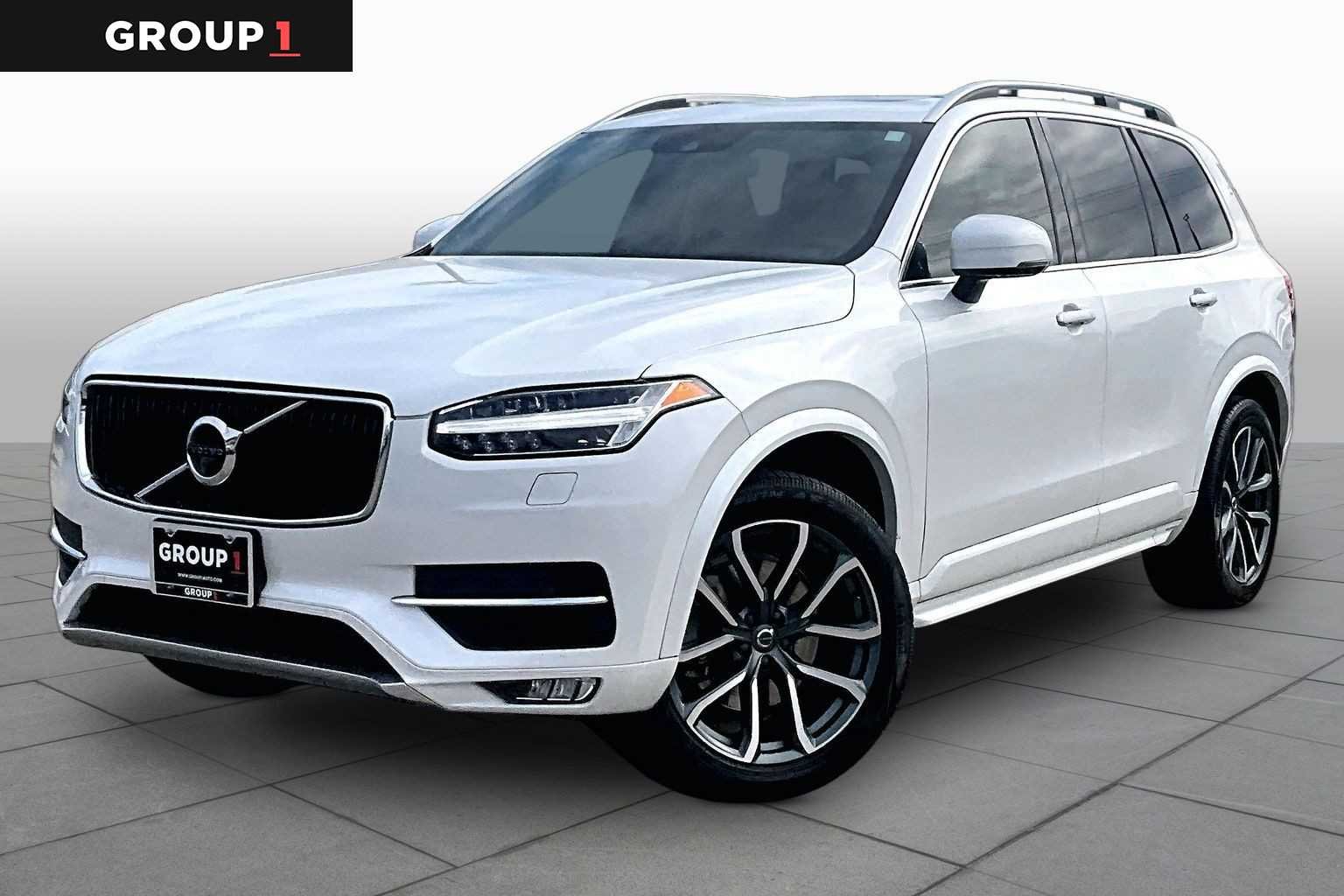 2016 Volvo XC90 T6 Momentum