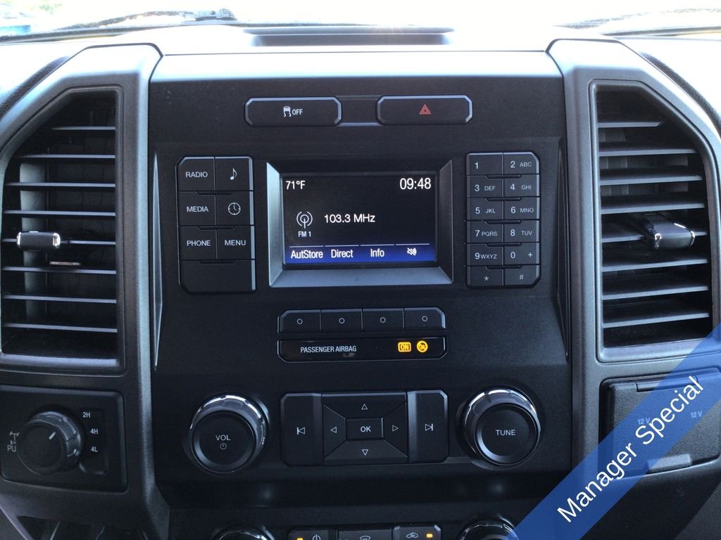 Used 2019 White Ford XL image 27