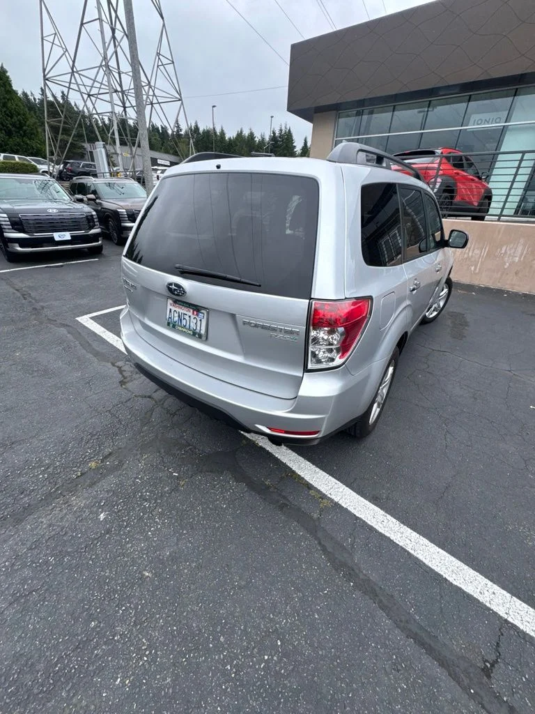 Used 2010 Silver Subaru 2.5X image 4