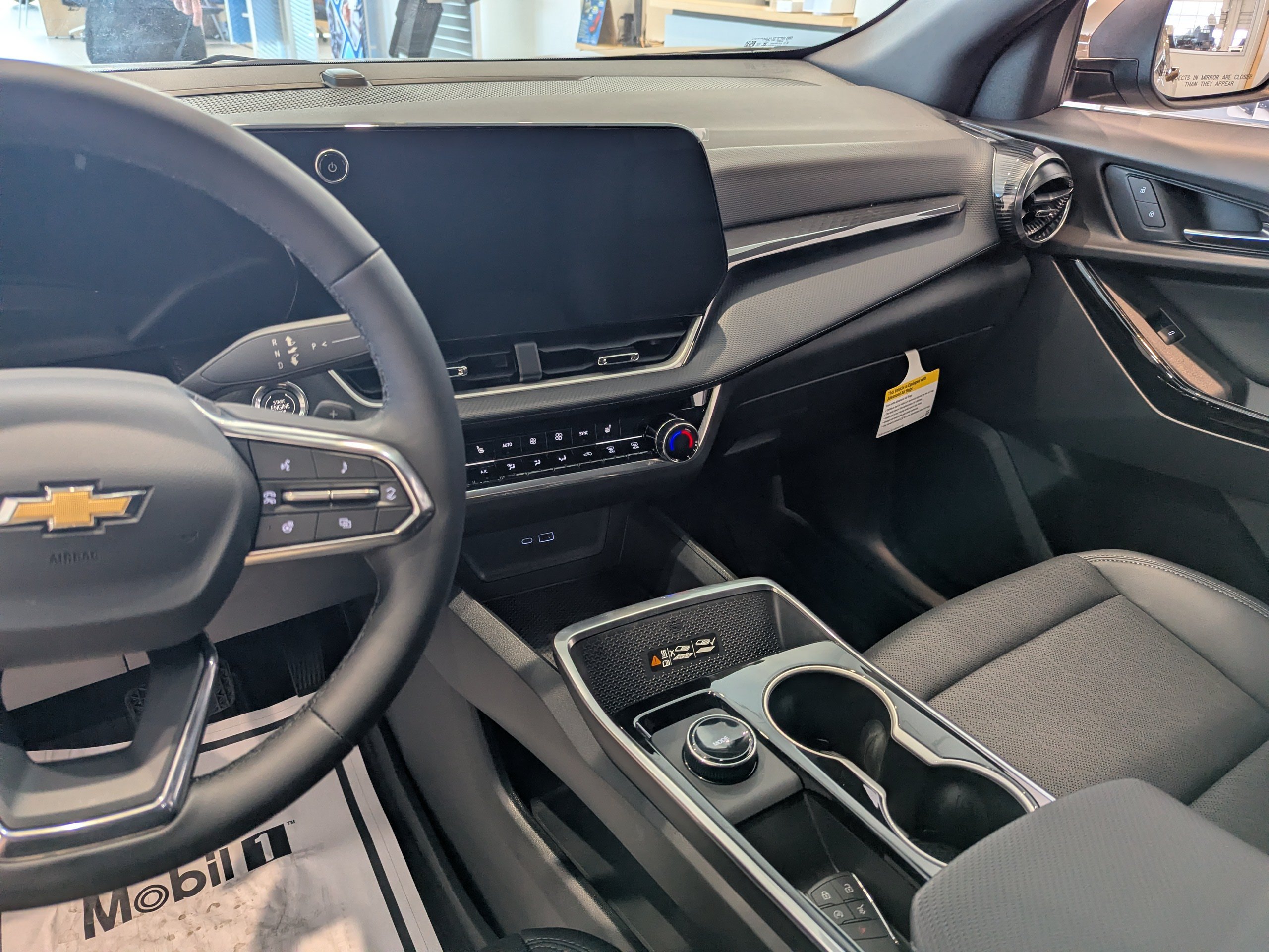 2027 Chevrolet Equinox LT - Photo 12