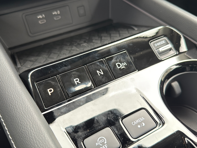 2025 Nissan Murano SL - Photo 12