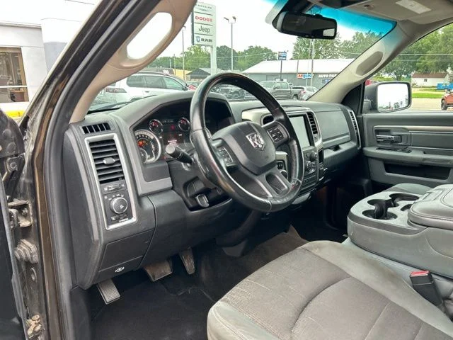 Used 2013 Black Ram SLT image 27