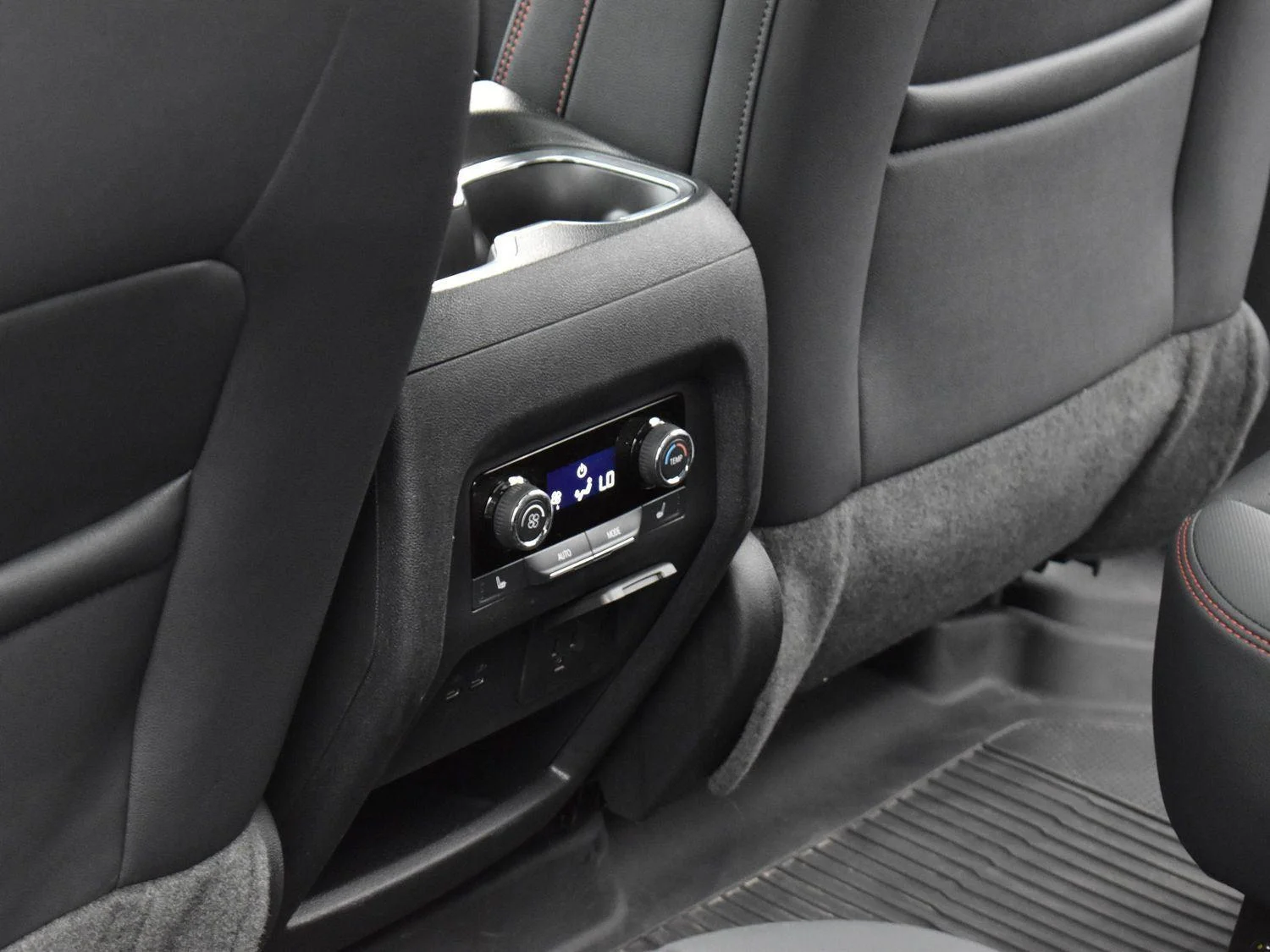 Used 2024 Sterling Gray Metallic Chevrolet RS image 31
