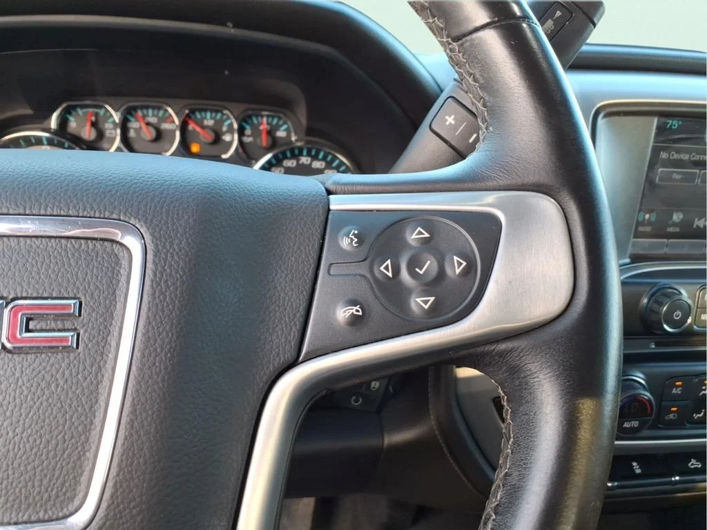 Used 2017 Silver GMC SLE image 18